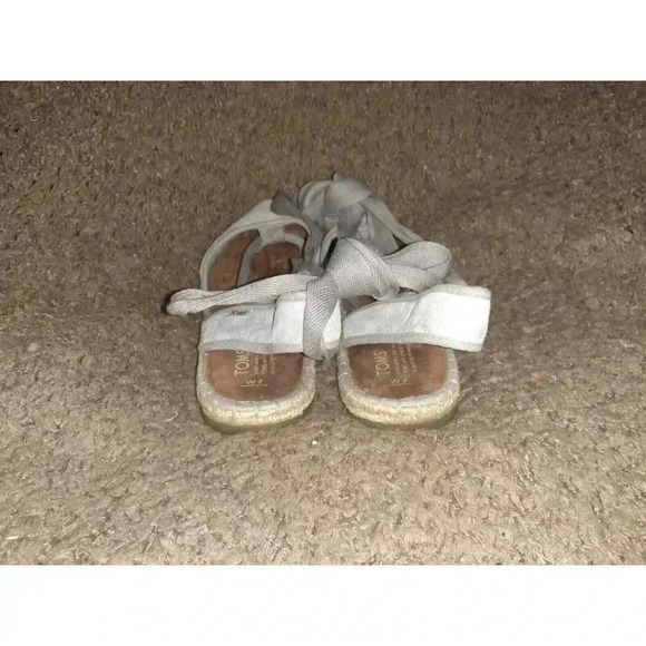 TOMS-Bella-Gray Tie Dye-Closed Toe-Suede-Tie Up Leg Espadrilles-Sz7-Excellent - Picture 5 of 7